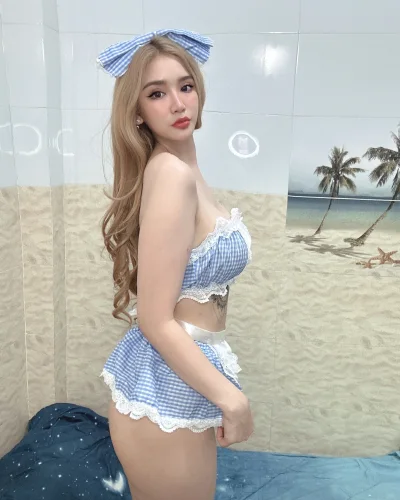 Dumiu photo 5, asian, athletic, blonde hair, 165 cm, 53 kg, Hong Kong