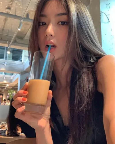 Eunji photo 3, asian, athletic, brunette, 160 cm, 49 kg, Hong Kong