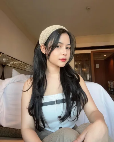 Dessy photo 4, asian, slim, black hair, 166 cm, 46 kg, Hong Kong