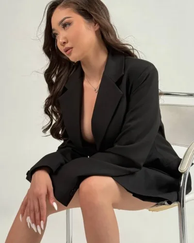 Aida photo 36, mixed, slim, brunette, 165 cm, 50 kg, Medium bust, Hong Kong