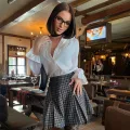 Miranda photo 1, european, slim, brunette, 167 cm, 52 kg, Hong Kong