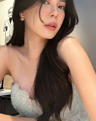 Justine photo 1, asian, slim, black hair, 165 cm, 49 kg, Hong Kong