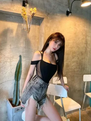 Roxy photo 1, asian, athletic, black hair, 161 cm, 54 kg, Hong Kong