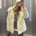 Dee photo 5, middle eastern, slim, brunette, 165 cm, 51 kg, Hong Kong
