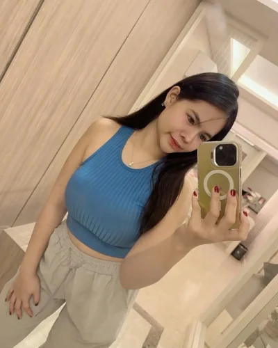 Cicilia photo 3, asian, petite, black hair, 155 cm, 48 kg, Hong Kong
