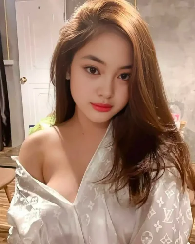 Givia photo 4, asian, slim, black hair, 166 cm, 51 kg, Hong Kong