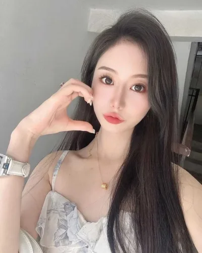 Xiao Yu photo 4, asian, slim, black hair, 164 cm, 51 kg, Hong Kong
