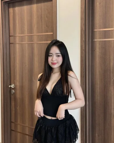 Felicia photo 1, asian, slim, black hair, 166 cm, 52 kg, Hong Kong