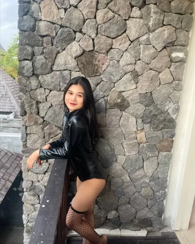 Dheaflo photo 5, asian, petite, black hair, 155 cm, 45 kg, Hong Kong