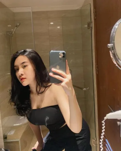 Elissa photo 2, asian, slim, black hair, 164 cm, 49 kg, Hong Kong