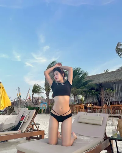 Karien photo 6, asian, slim, black hair, 163 cm, 50 kg, Hong Kong