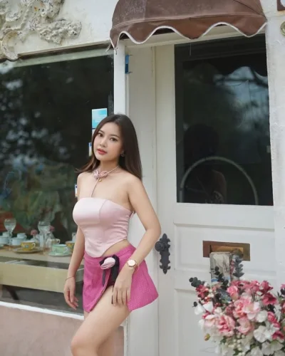 Anisa photo 2, asian, athletic, black hair, 166 cm, 53 kg, Hong Kong