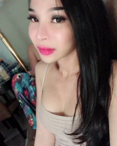 Salma photo 17, asian, petite, brunette, 152 cm, 45 kg, Medium bust, Hong Kong