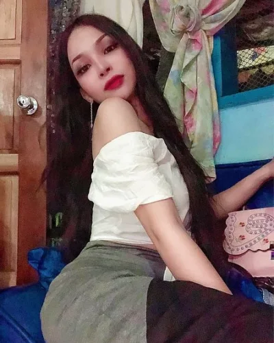 Salma photo 25, asian, petite, brunette, 152 cm, 45 kg, Medium bust, Hong Kong