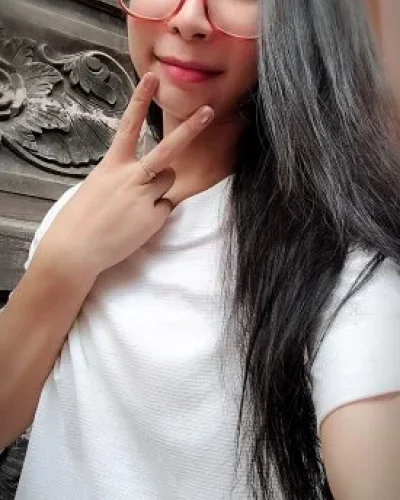 Salma photo 33, asian, petite, brunette, 152 cm, 45 kg, Medium bust, Hong Kong