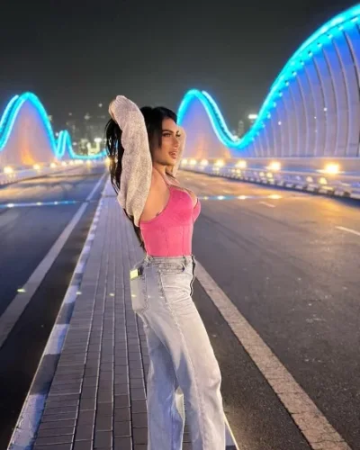 Grey photo 5, mixed, petite, black hair, 158 cm, 58 kg, Medium bust, Hong Kong