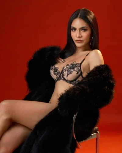 Katharzyna photo 20, asian, average, black hair, 164 cm, 58 kg, Medium bust, Hong Kong