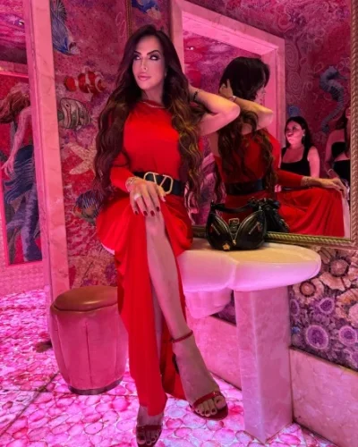 Vanesa photo 13, latino, athletic, brunette, 178 cm, 77 kg, Medium bust, Hong Kong