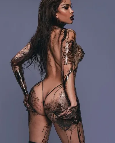 Petra photo 17, european, petite, black hair, 155 cm, 56 kg, Medium bust, Hong Kong