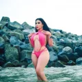 Florencia photo 4, latino, curvy, black hair, 158 cm, 63 kg, Large bust, Hong Kong