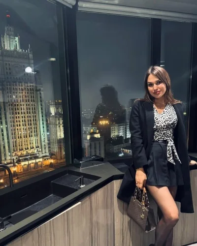 Aina photo 8, asian, average, brunette, 178 cm, 65 kg, Small bust, Hong Kong