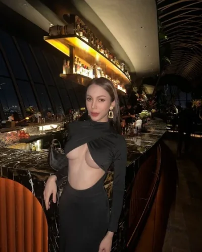 Rita photo 5, asian, average, brunette, 170 cm, 56 kg, Small bust, Hong Kong