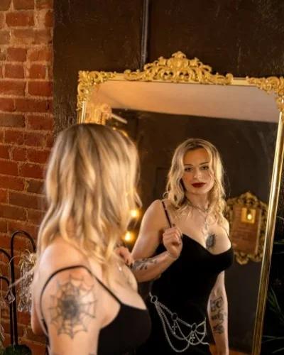 Kali photo 8, european, athletic, blonde hair, 176 cm, 72 kg, Medium bust, Hong Kong
