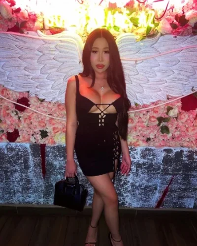 Chrissy photo 16, asian, athletic, black hair, 161 cm, 63 kg, Large bust, Hong Kong