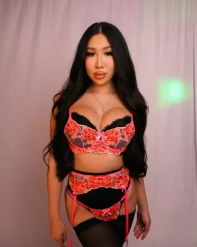 Chrissy photo 18, asian, athletic, black hair, 161 cm, 63 kg, Large bust, Hong Kong