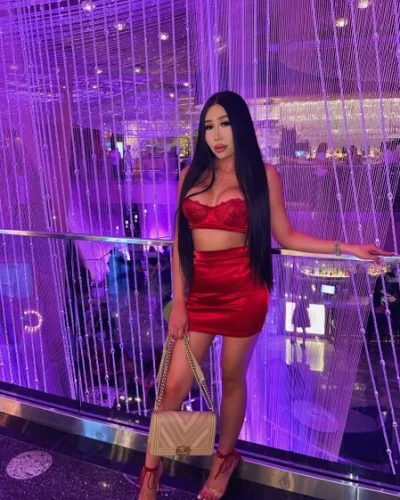 Chrissy photo 3, asian, athletic, black hair, 161 cm, 63 kg, Large bust, Hong Kong