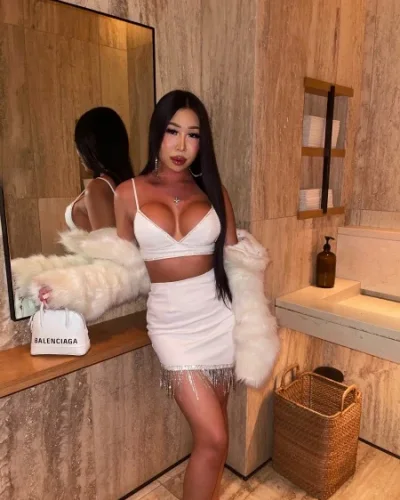 Chrissy photo 9, asian, athletic, black hair, 161 cm, 63 kg, Large bust, Hong Kong