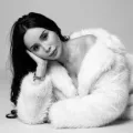 Angelina photo 2, asian, average, black hair, 163 cm, 55 kg, Medium bust, Hong Kong