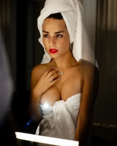 Frida photo 17, european, athletic, blonde hair, 176 cm, 72 kg, Medium bust, Hong Kong