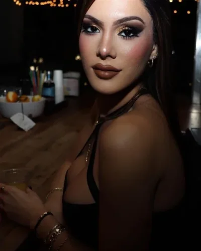 Keke photo 6, latino, average, black hair, 167 cm, 58 kg, Large bust, Hong Kong