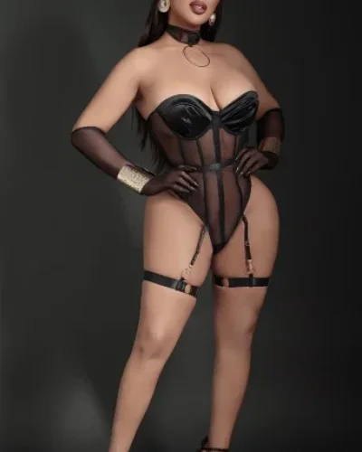Gisela photo 10, latino, curvy, black hair, 170 cm, 79 kg, Large bust, Hong Kong