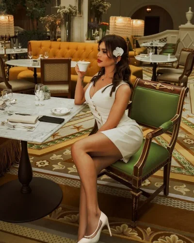 Kira photo 55, mixed, average, black hair, 170 cm, 64 kg, Medium bust, Hong Kong