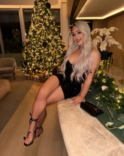 Kelsey photo 15, european, curvy, blonde hair, 170 cm, 77 kg, Large bust, Hong Kong