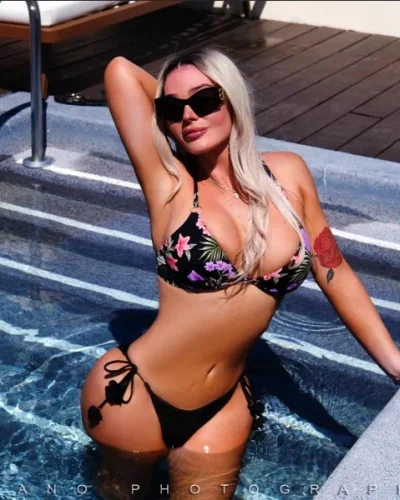 Kelsey photo 36, european, curvy, blonde hair, 170 cm, 77 kg, Large bust, Hong Kong