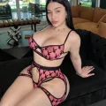Desiree photo 51, european, curvy, black hair, 158 cm, 72 kg, Large bust, Hong Kong