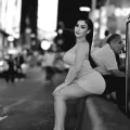 Desiree photo 6, european, curvy, black hair, 158 cm, 72 kg, Large bust, Hong Kong
