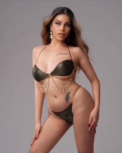 Simone photo 11, asian, average, brunette, 167 cm, 58 kg, Large bust, Hong Kong