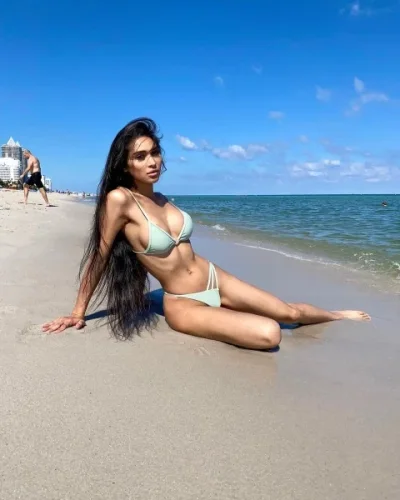 Sienna photo 18, asian, average, black hair, 174 cm, 65 kg, Small bust, Hong Kong