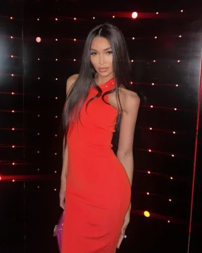 Sienna photo 68, asian, average, black hair, 174 cm, 65 kg, Small bust, Hong Kong
