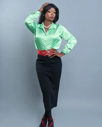 Hilda photo 8, ebony / black, curvy, black hair, 167 cm, 70 kg, Large bust, Hong Kong