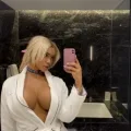 Elisa photo 1, mixed, athletic, blonde hair, 176 cm, 72 kg, Large bust, Hong Kong