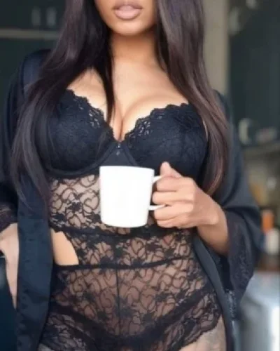 Teresa photo 1, latino, average, black hair, 174 cm, 58 kg, Large bust, Hong Kong
