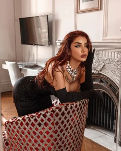 Dulce photo 20, asian, athletic, red hair, 170 cm, 70 kg, Large bust, Hong Kong