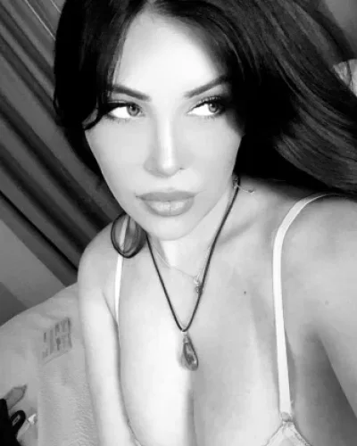 Vanessa photo 3, mixed, athletic, brunette, 164 cm, 61 kg, Large bust, Hong Kong