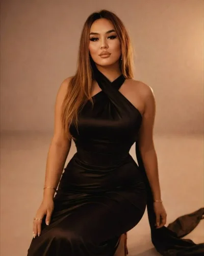 Maria photo 32, latino, athletic, blonde hair, 175 cm, 69 kg, Large bust, Hong Kong
