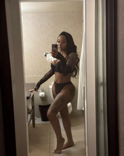 Niyah photo 16, mixed, curvy, auburn hair, 174 cm, 77 kg, Large bust, Hong Kong